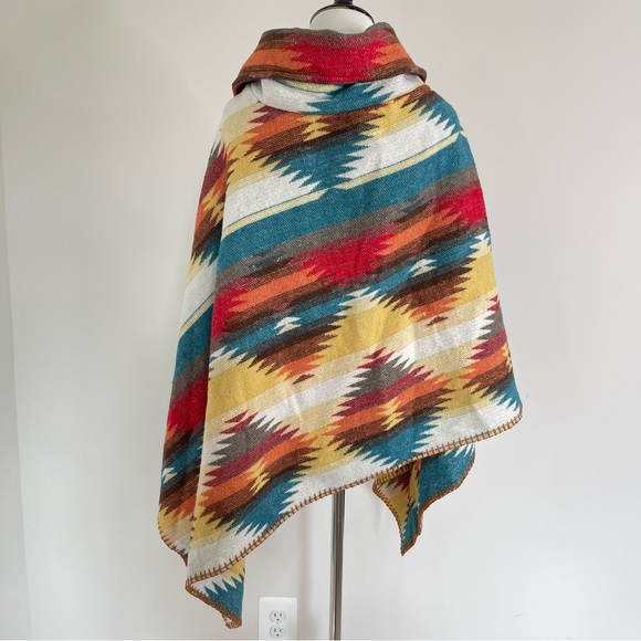 Rhonda Stark Western Southwestern Pattern Wool Blend Turtleneck Poncho Cape - Picture 2 of 13